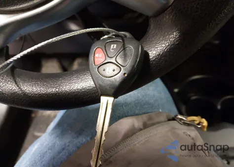 2012 Toyota Yaris Le z USA, uszkodzony, nr VIN JTDKTUD36CD527792